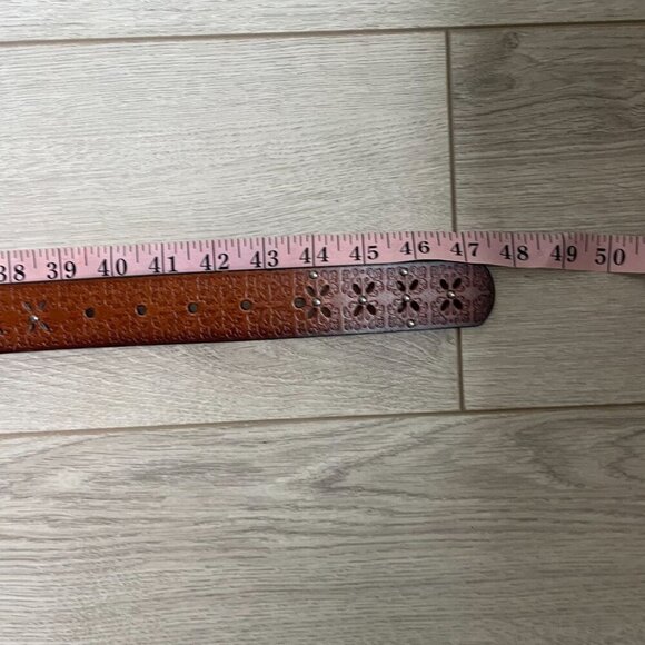 Leather Embossed Studded Cutout Floral Belt Women's Brown Wester Country Casual - Picture 7 of 10